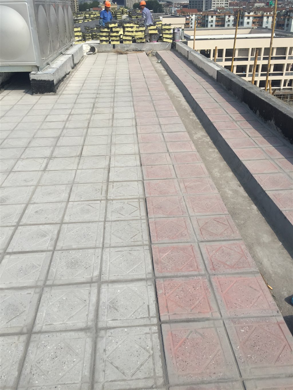 屋面保温砖铺贴.JPG